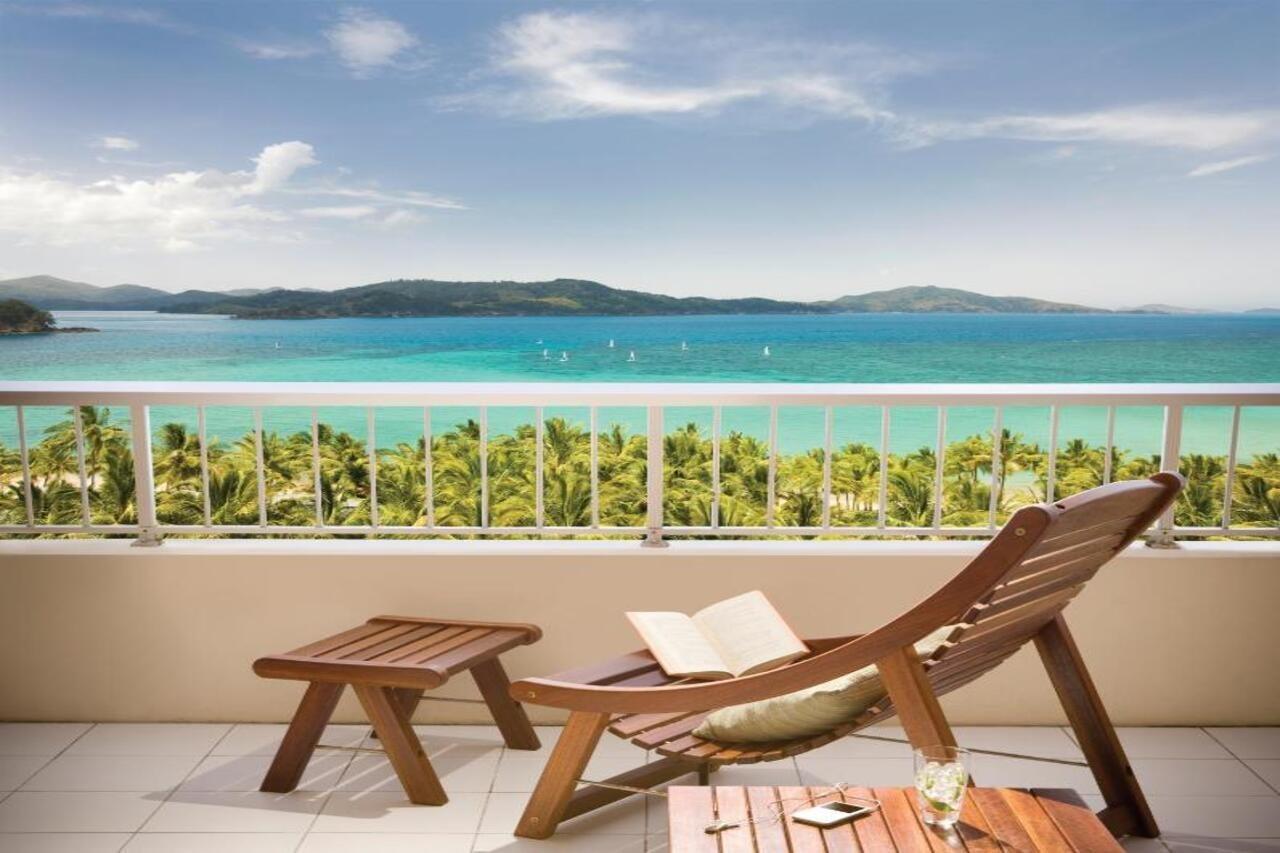 Reef View Hotel Гамільтон Екстер'єр фото